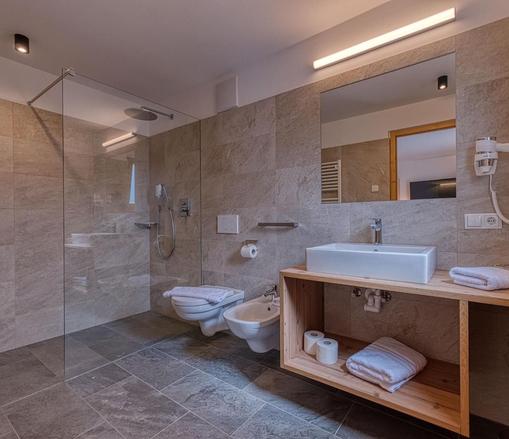 

Roma - Monguelfo - Hotel Rose