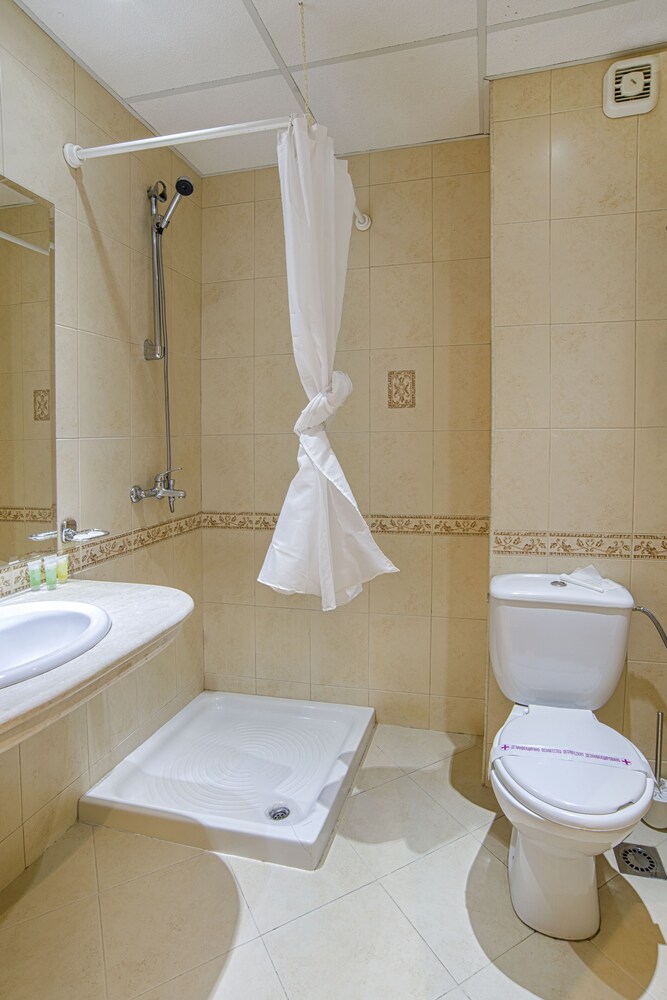 

Roma - Chepelare - Hotel Kamena