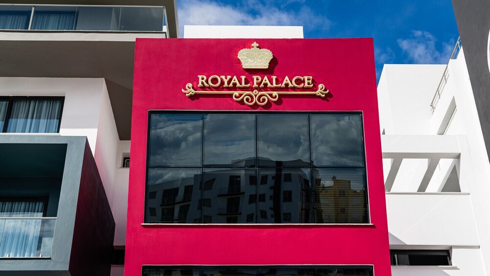 

Milano - Nicosia - Royal Palace Hotel