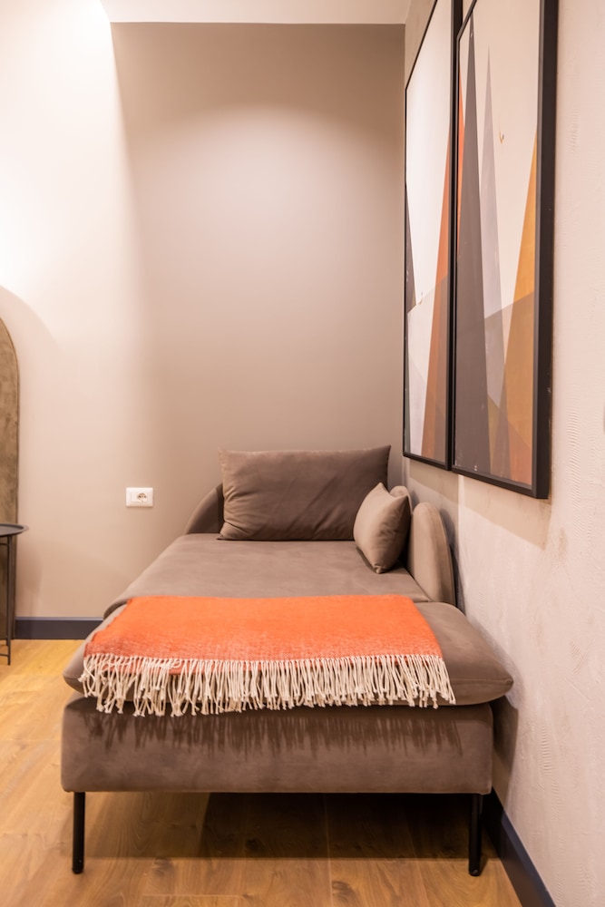 

Venezia - Tirana - Allure Boutique Hotel