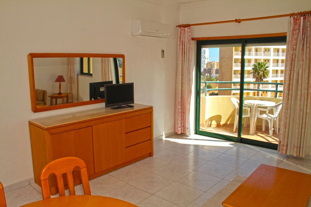 

Bologna - Portimao - Plaza Real Atlantichotels