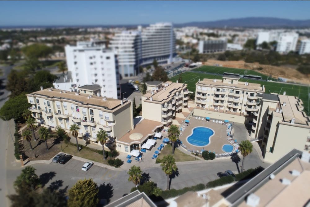 

Milano - Lagoa - Plaza Real Atlantichotels