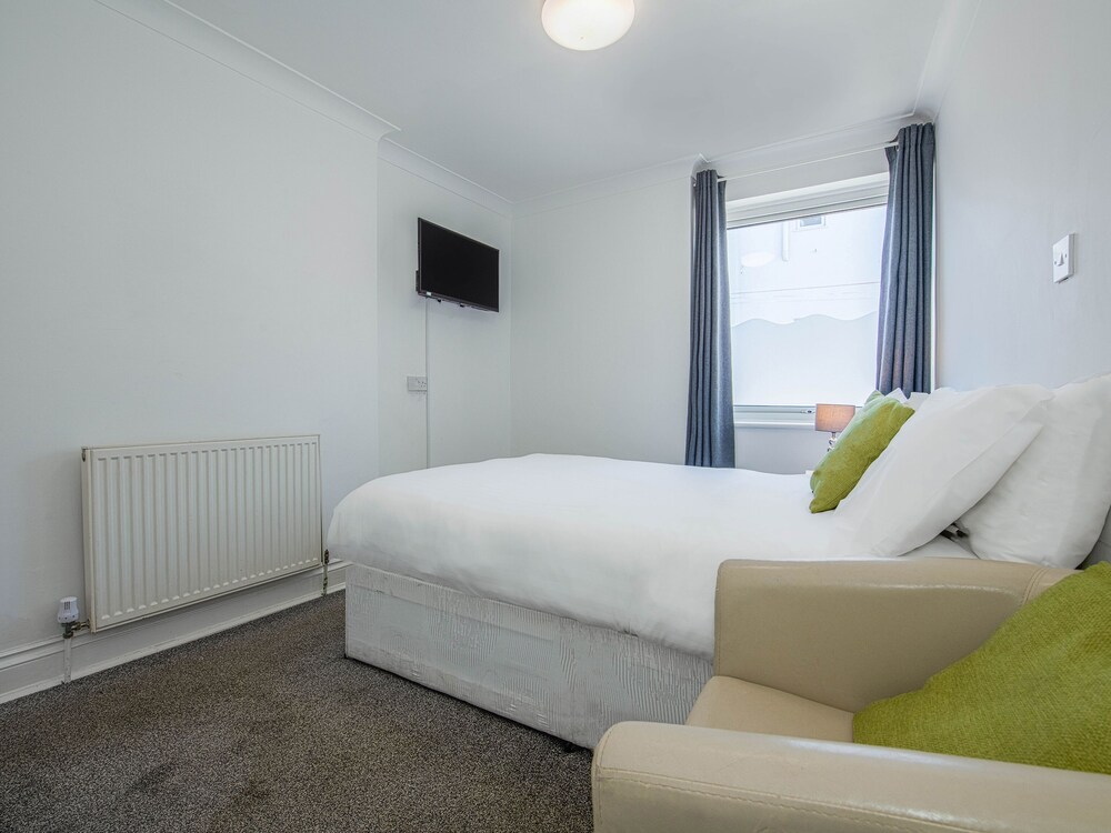 

Milano - Clacton-On-Sea - OYO Pier Hotel