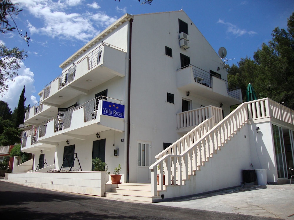 

Bari - Konavle - Villa Royal