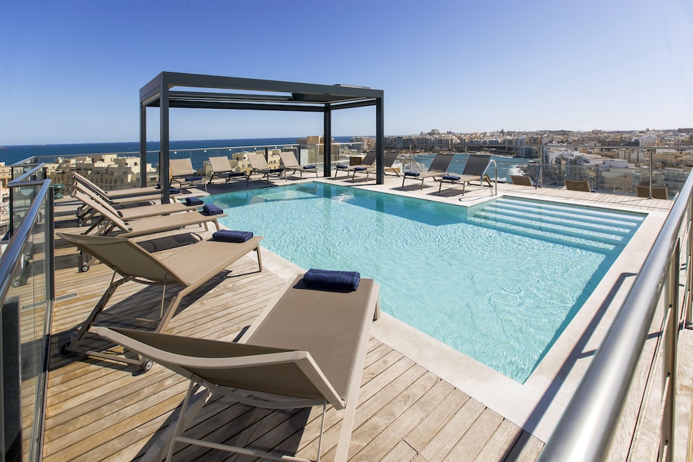 

Bari - La Valletta - Mercure St. Julian's Malta
