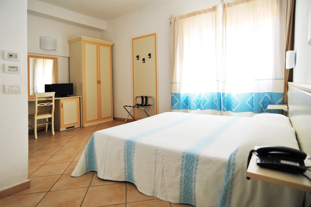 

Lamezia Terme - Budoni - Hotel Stella Marina