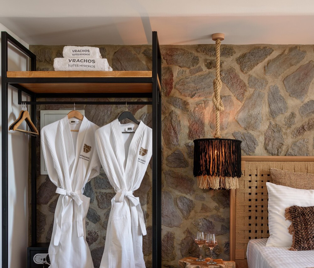 

Genova - Mykonos città - Vrachos Suites Mykonos