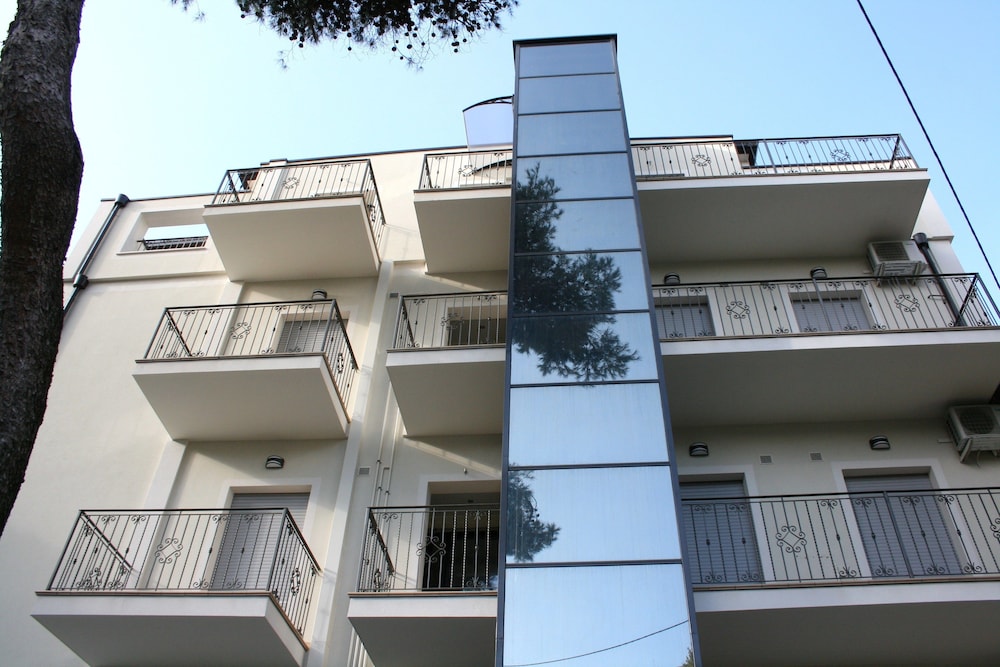 

Torino - Riccione - Le Rose Residence & Bici House