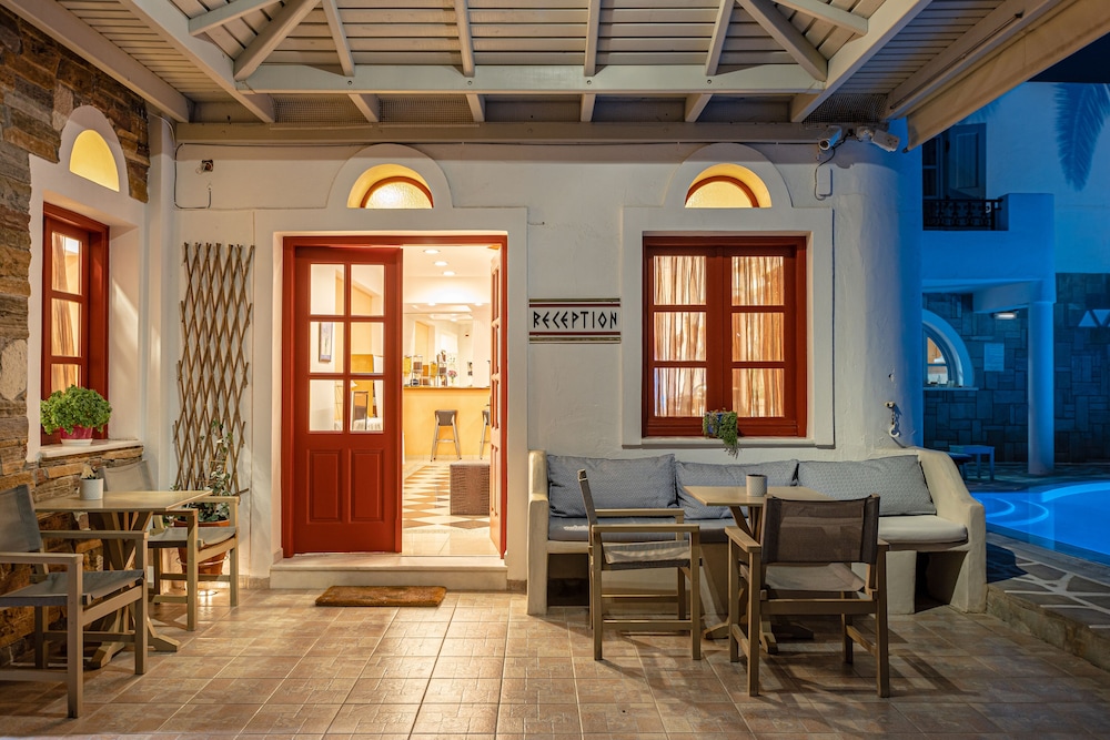 

Roma - Naxos Chora - Annita's Village Hotel