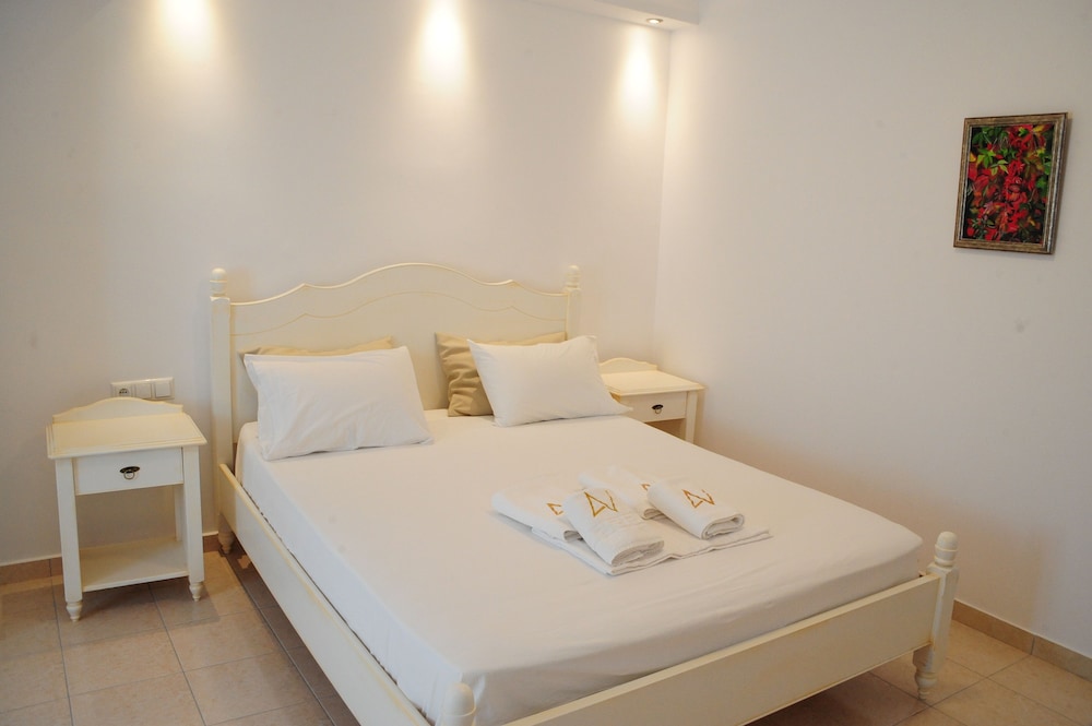 

Bologna - Naxos Chora - Annita's Village Hotel