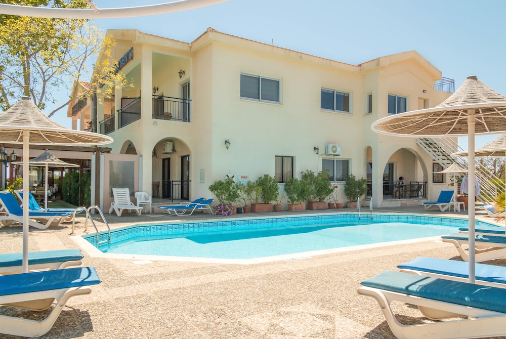 

Milano - Pissouri - Hill View Hotel Apartments