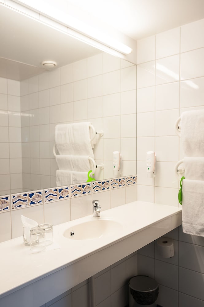 

Roma - Äigrumäe - Tallink Express Hotel