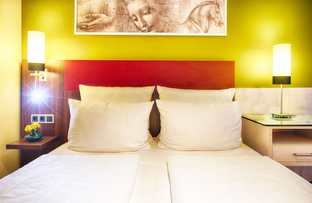

Roma - Unterhaching - Leonardo Hotel & Residenz Muenchen