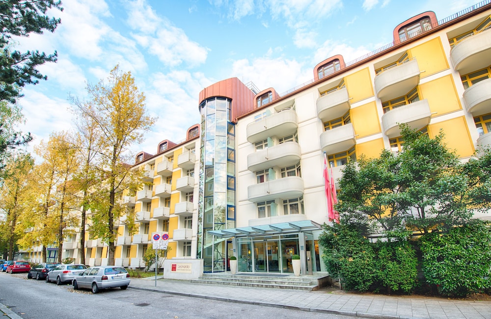 

Milano - Unterhaching - Leonardo Hotel & Residenz Muenchen