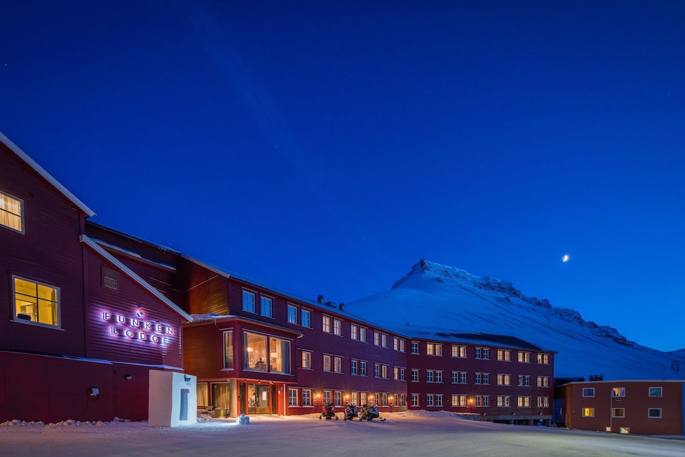

Bologna - Longyearbyen - Funken Lodge