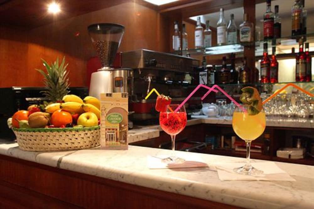 

Bari - Liguria, Mare Italia - Hotel Cavour