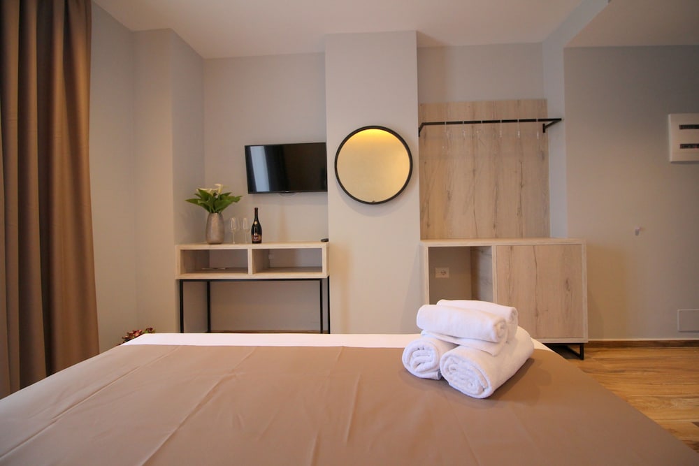 

Brindisi - Ksamil - Hotel Citrus