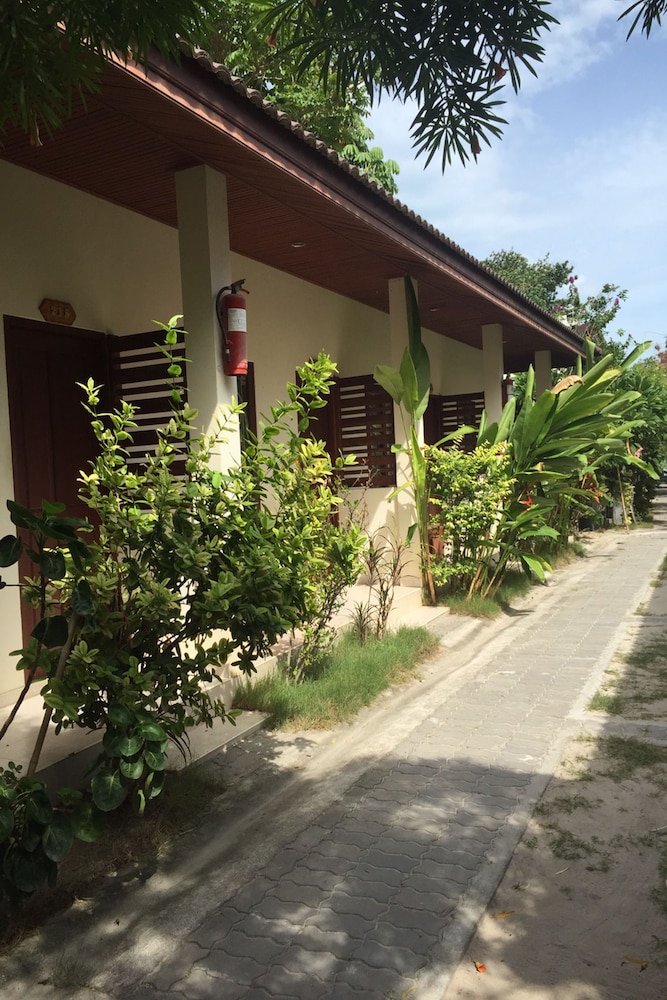 

Bologna - Lamai Beach - Lucky Mother Bungalow Chaweng