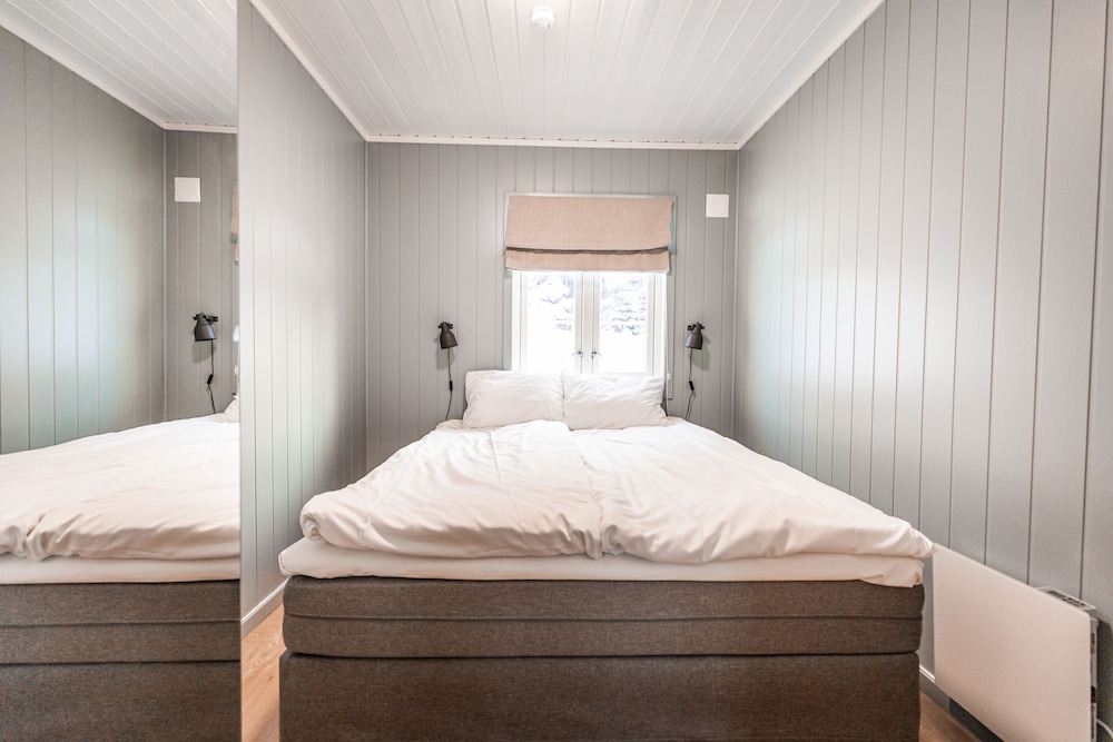 

Bologna - Svolvær - Skårungen - Hotel, Cabins and Camping