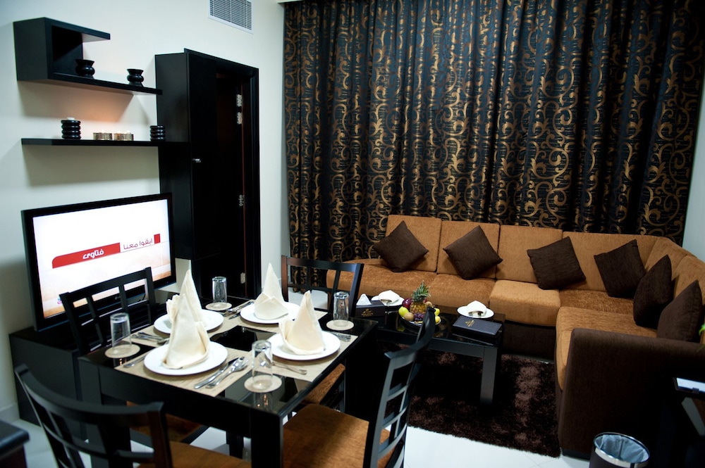 

Venezia - Sharjah - Royal Grand Suite Hotel