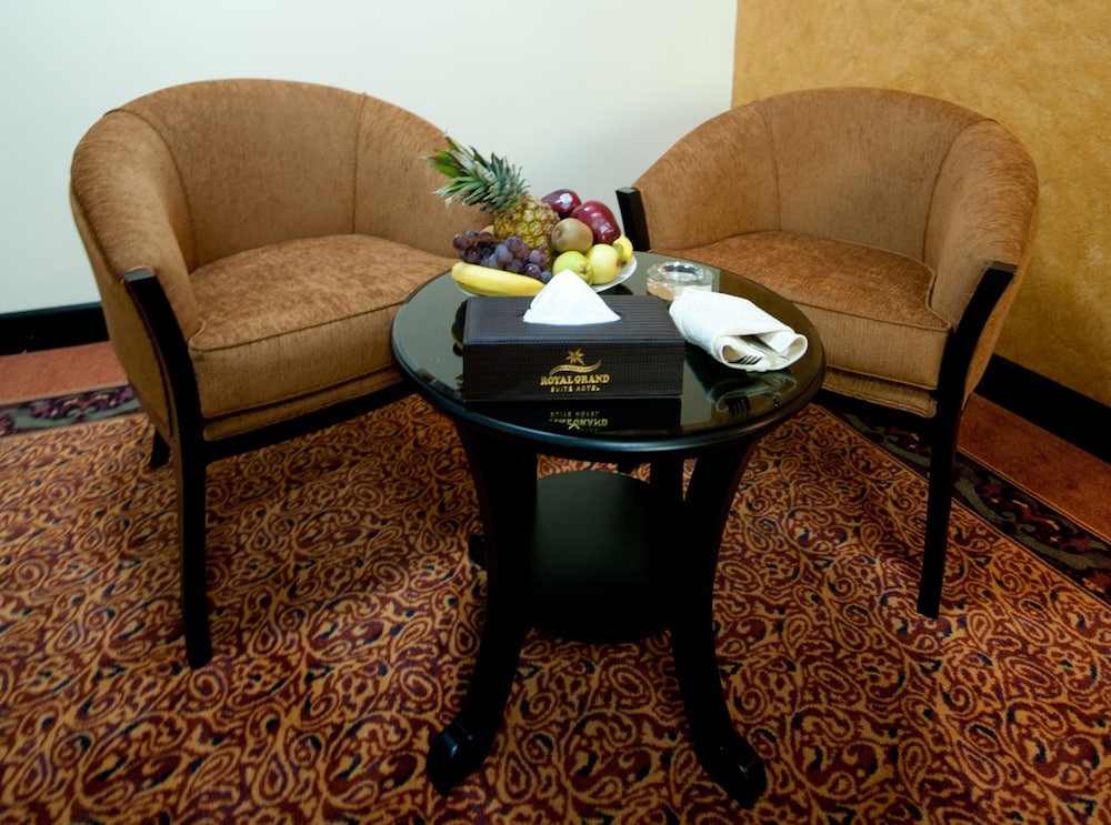

Venezia - Sharjah - Royal Grand Suite Hotel