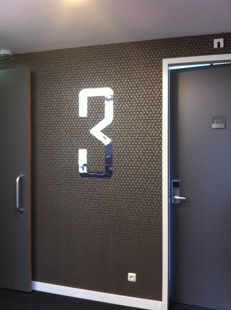 

Milano - Schiphol - Hotel Vossius Vondelpark