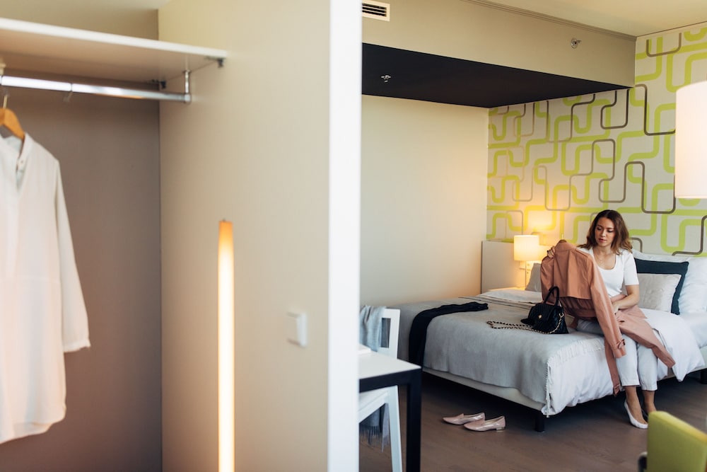 

Brindisi - Klosterneuburg - harry’s home hotel & apartments
