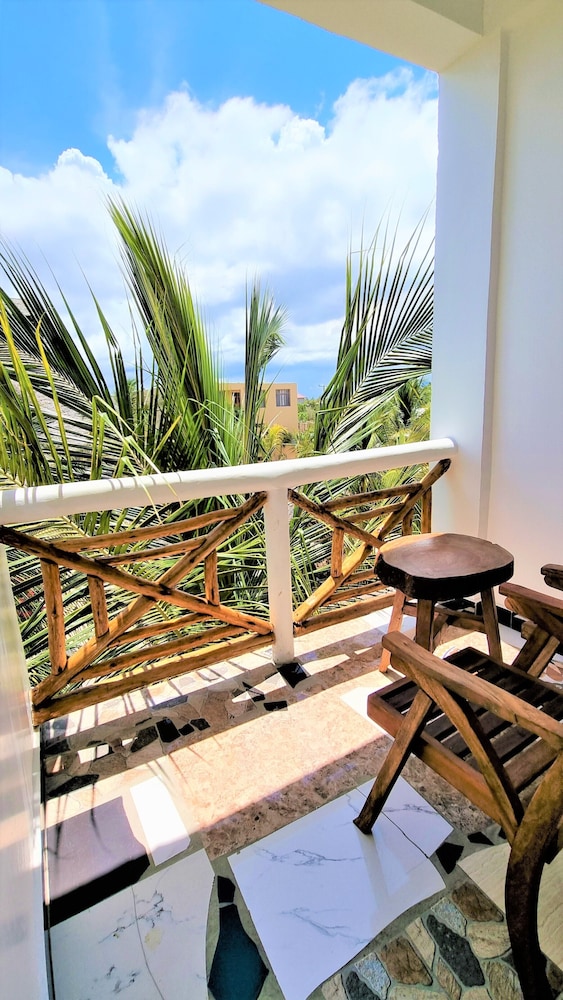 

Torino - Uroa - Paradise Beach Resort & Spa