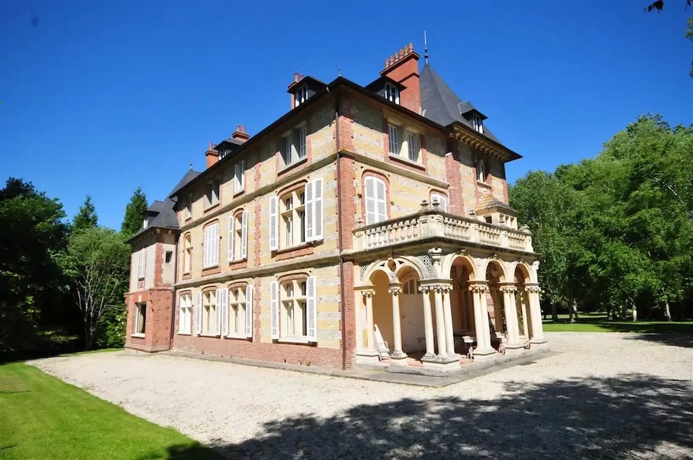 

Milano - Cabourg - Château de la Bribourdière