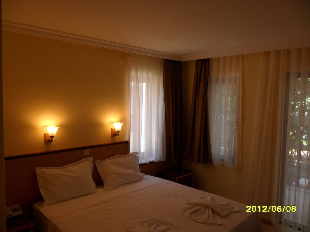 

Milano - Kemer - Felice Hotel