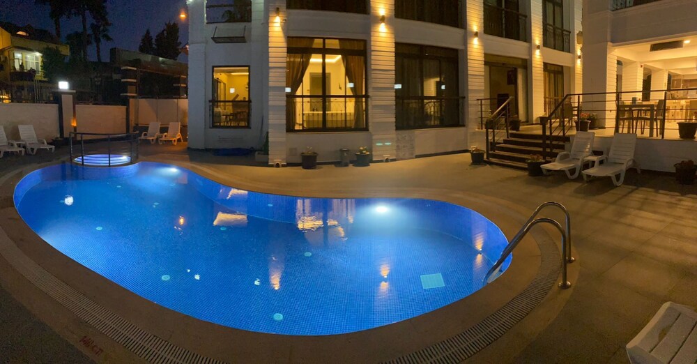 

Roma - Kemer - MİYAS LUXURY HOTEL
