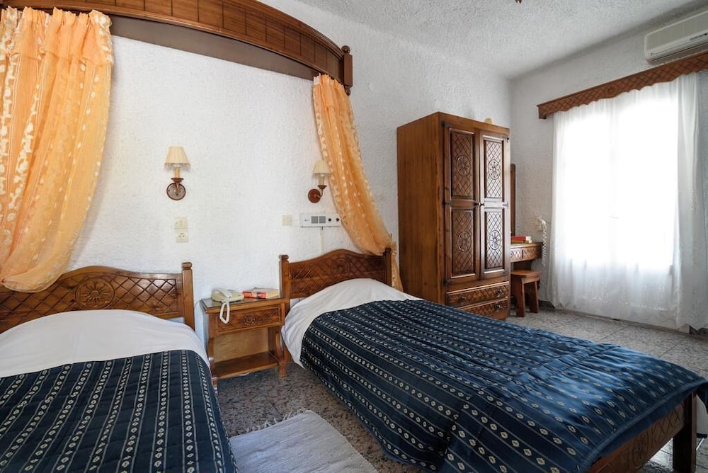 

Roma - Mesariá - Hotel Porto Perissa