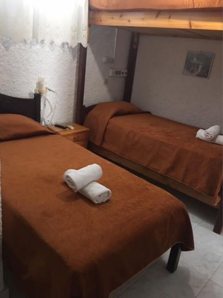 

Venezia - Órmos Athiniós - Hotel Porto Perissa