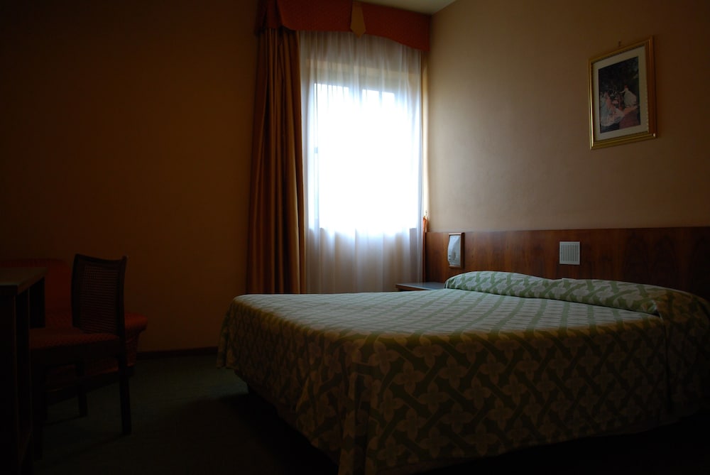

Genova - Agrigento - Hotel Tre Torri