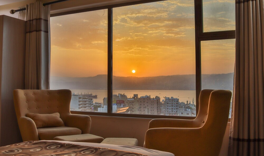 

Bari - Aqaba - Jordan Seasons Hotel