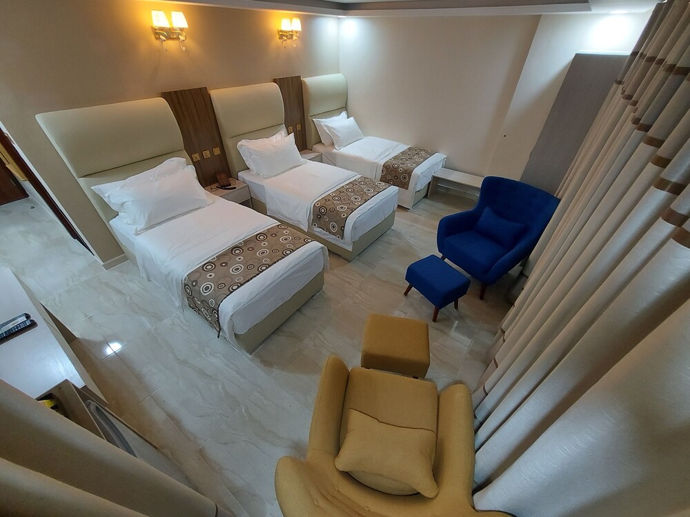

Brindisi - Aqaba - Jordan Seasons Hotel
