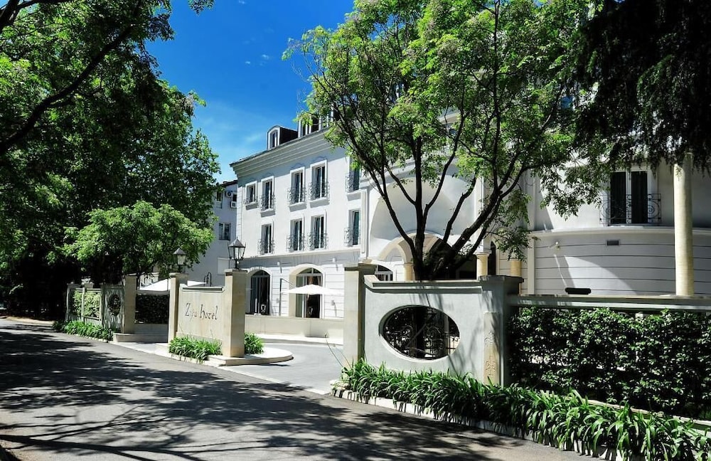 

Milano - Podgorica - Hotel Ziya