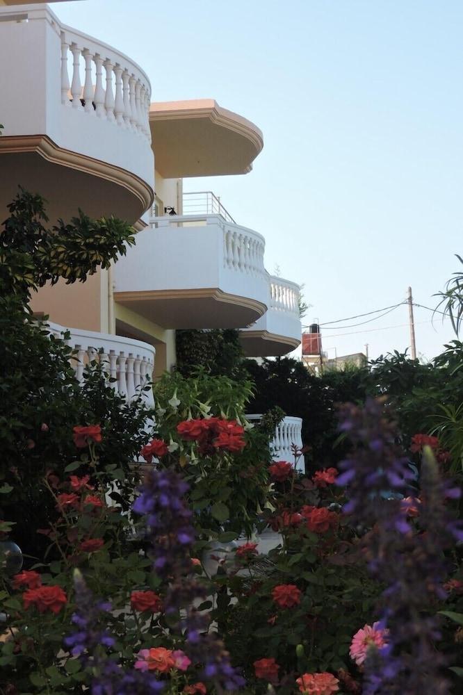 

Venezia - Kolimbari - Golden Rose Suites