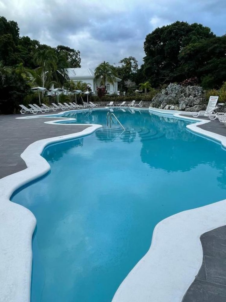

Roma - Port Antonio - Jamaica Palace Hotel