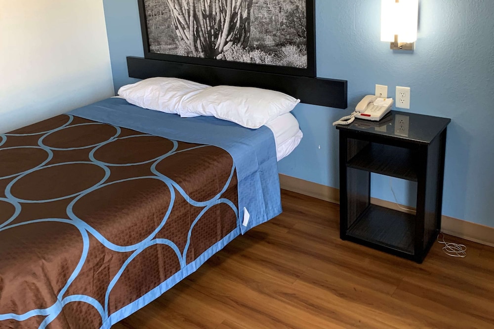 

Firenze - Phoenix (AZ) - Super 8 by Wyndham Phoenix West