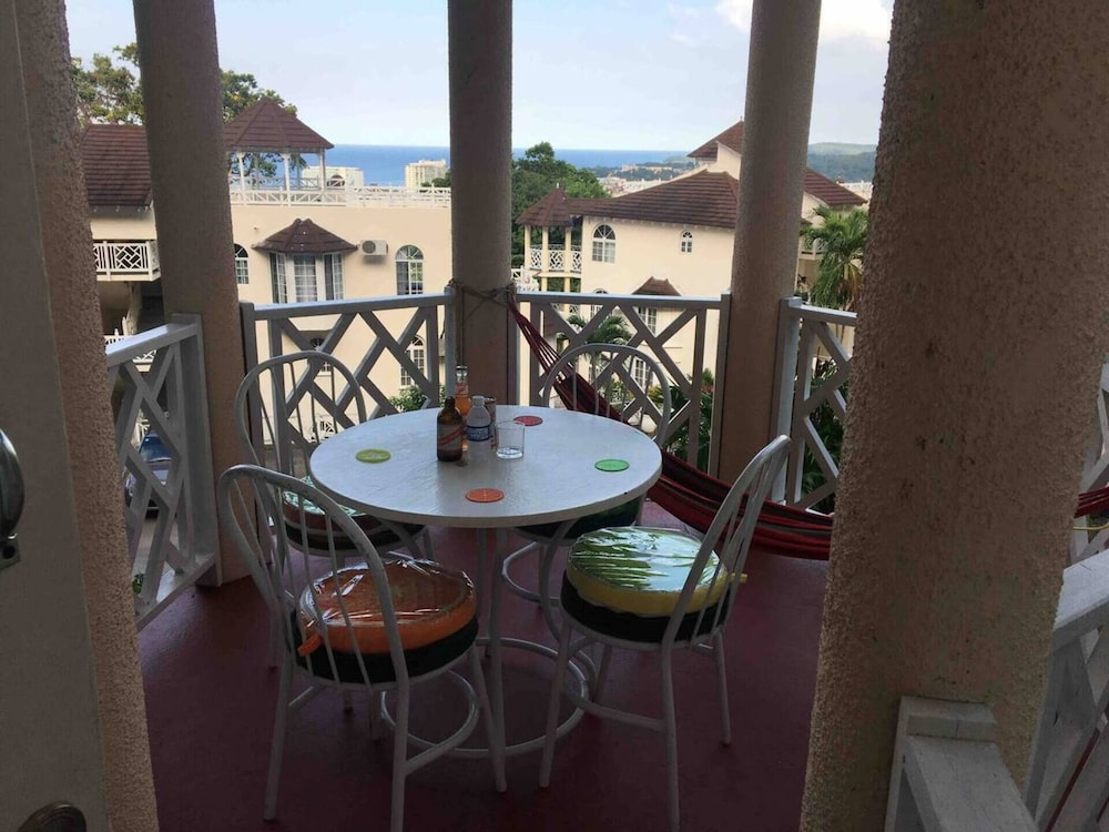 

Torino - Ocho Rios - Immaculate 1-bed Villa in Ocho Rios