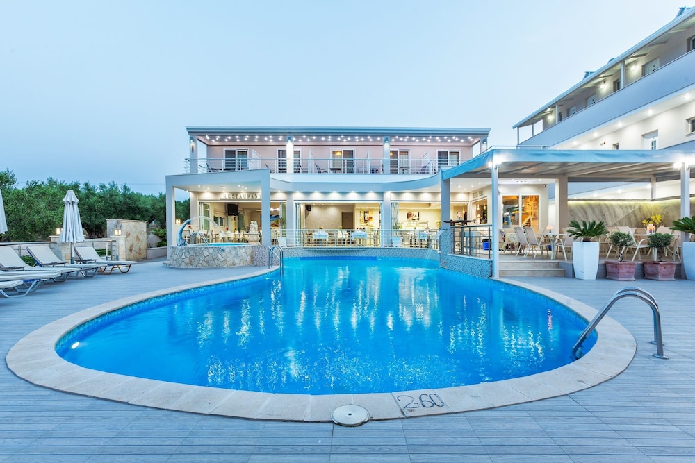 

Verona - Kassandra - Paliouri - Anna Hotel