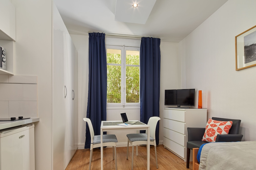 

Napoli - Colombes - Hotel Résidence Paris Asnières