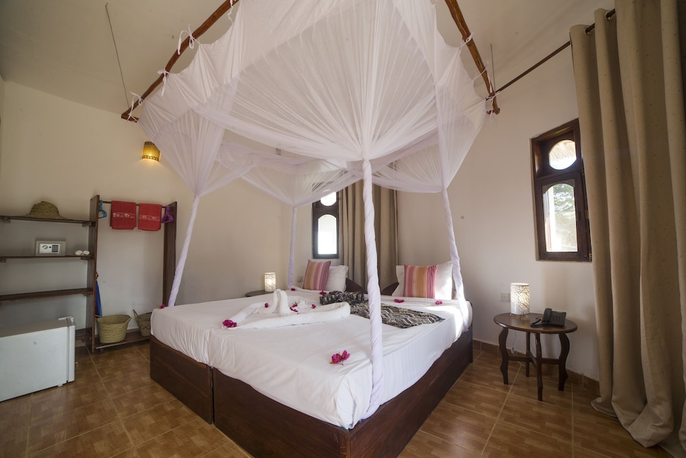 

Bari - Uroa - Antonio Beach Tree House Hotel & Spa