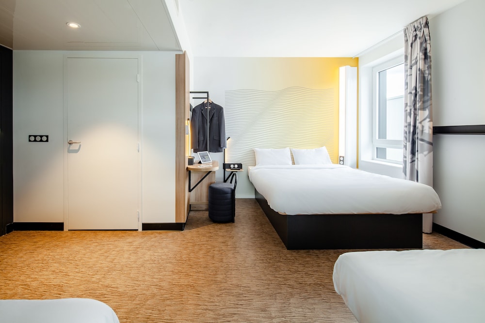 

Roma - Poissy - B&B HOTEL Le Port Marly Saint Germain en Laye