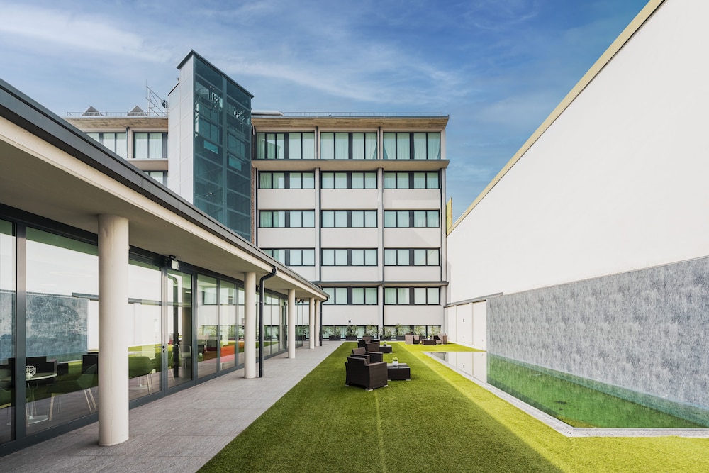 

Napoli - Lambrate - Fasthotel Linate