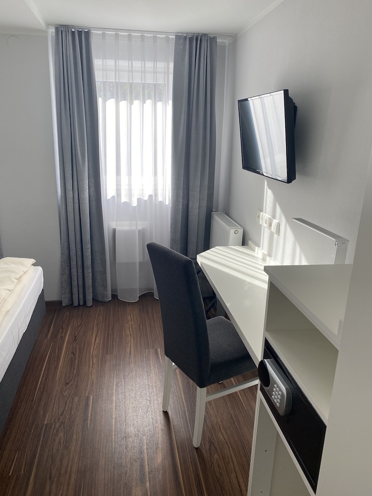 

Napoli - Stoccarda - Mirage City Hotel Stuttgart Zentrum