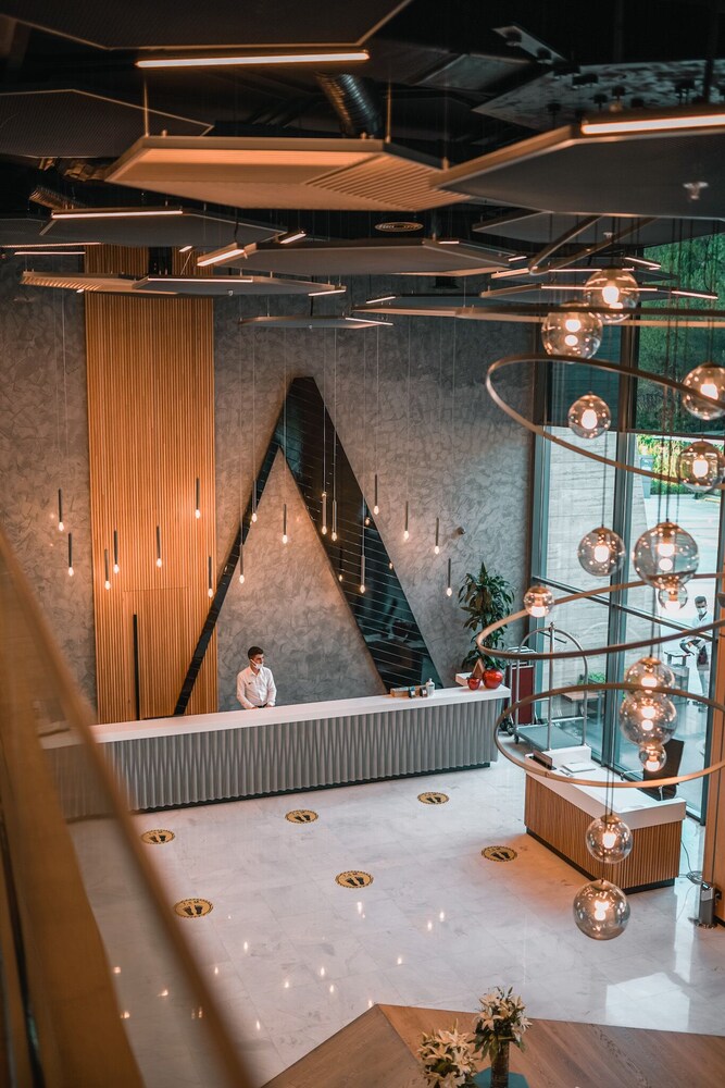 

Milano - Torba - Selectum Luxury Door’a Bodrum