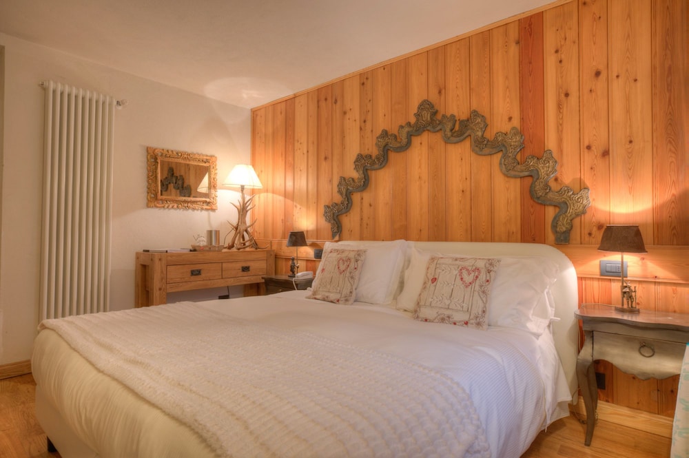 

Milano - Courmayeur - Locanda La Brenva - Estella Hotel Collection