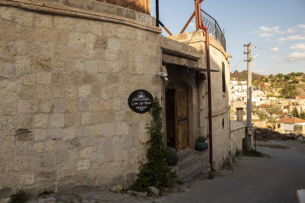

Napoli - Ayvalı - Cave Art Hotel Cappadocia